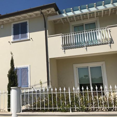 Home By Massi Lido di Camaiore Extérieur photo
